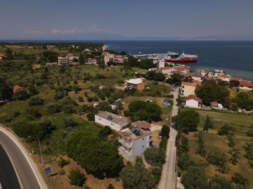 Pension Lakis Prínos Esterno foto